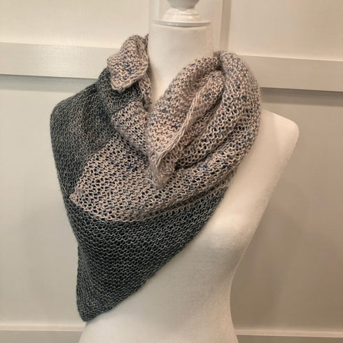 Modular KNITTING PATTERN: Shaded Square Scarf
